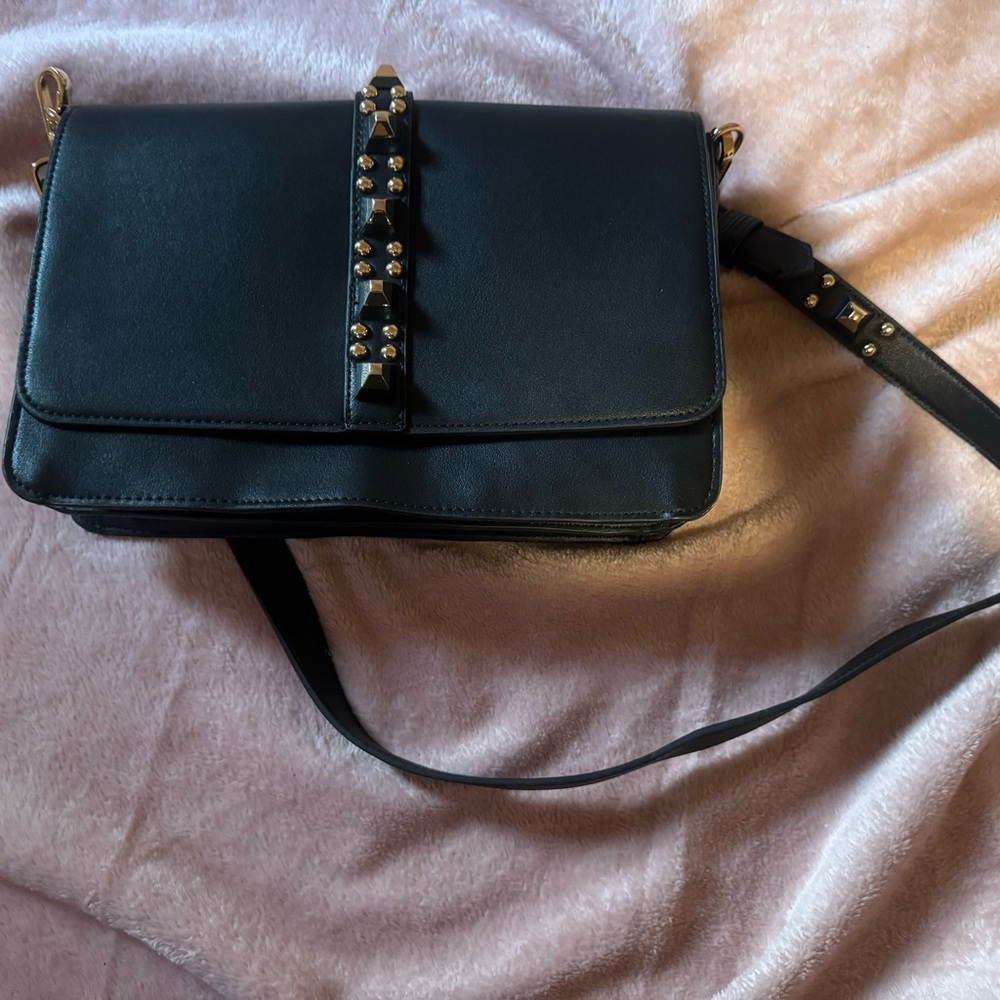 Steve Madden black crossbody purse